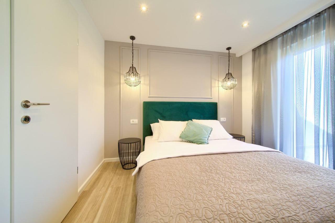 Vrh  Holiday Home Elegant מראה חיצוני תמונה