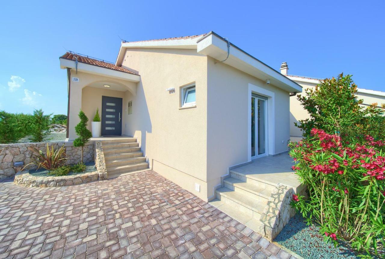 Vrh  Holiday Home Elegant מראה חיצוני תמונה