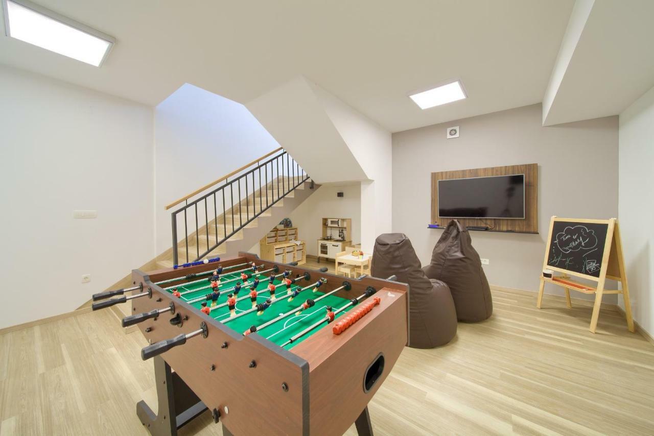 Vrh  Holiday Home Elegant מראה חיצוני תמונה